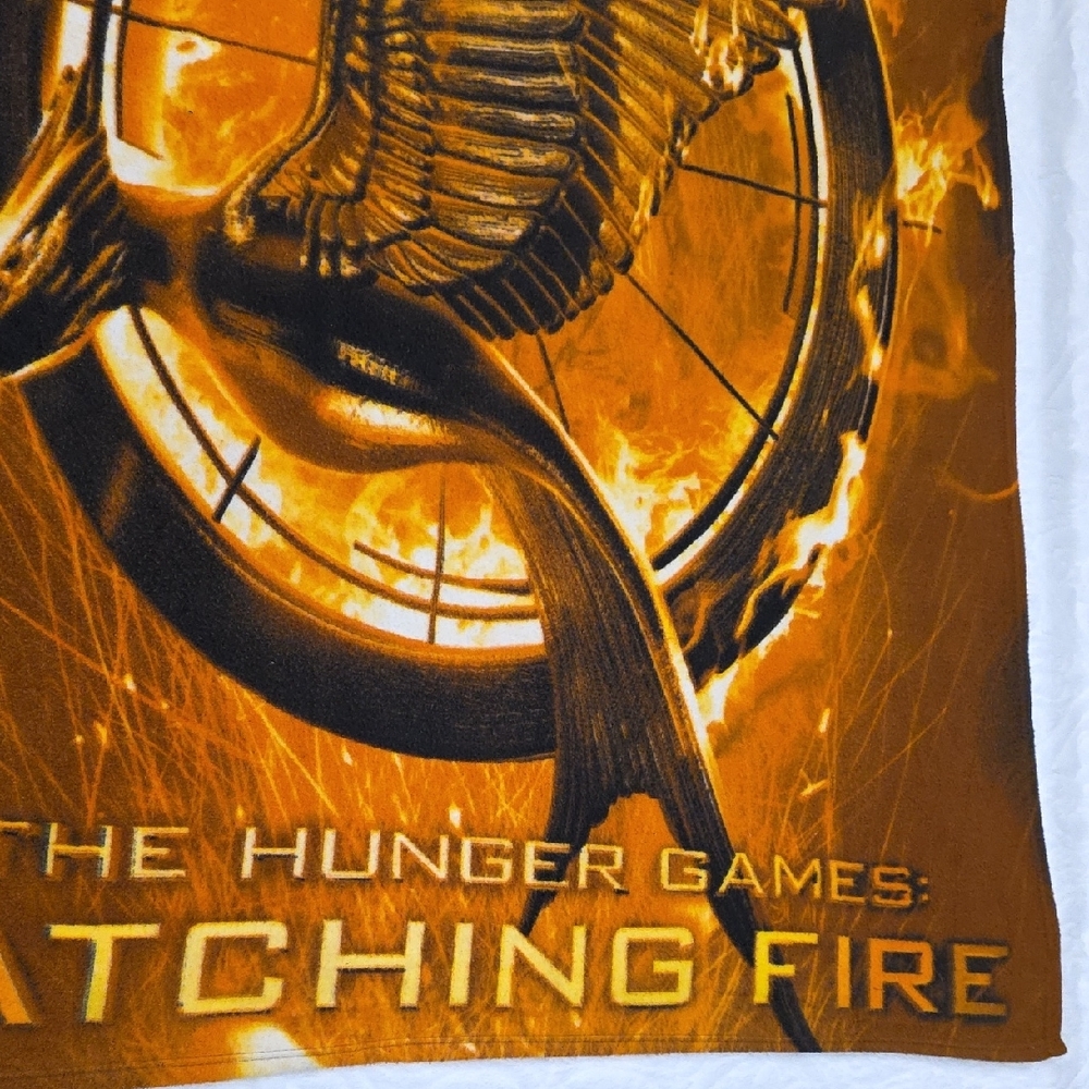 The Hunger Games Tapestry - Fiery Orange and Black - Picture 2 of 7